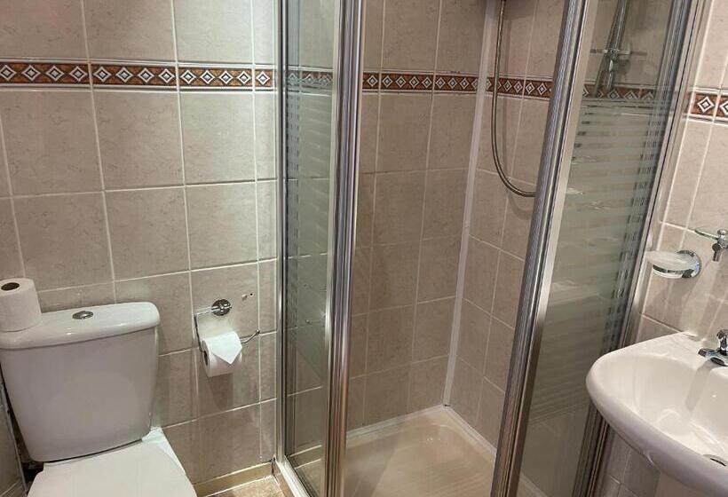 Номер Стандарт Вид на Море, The Shelbourne   Exclusivley For Adults