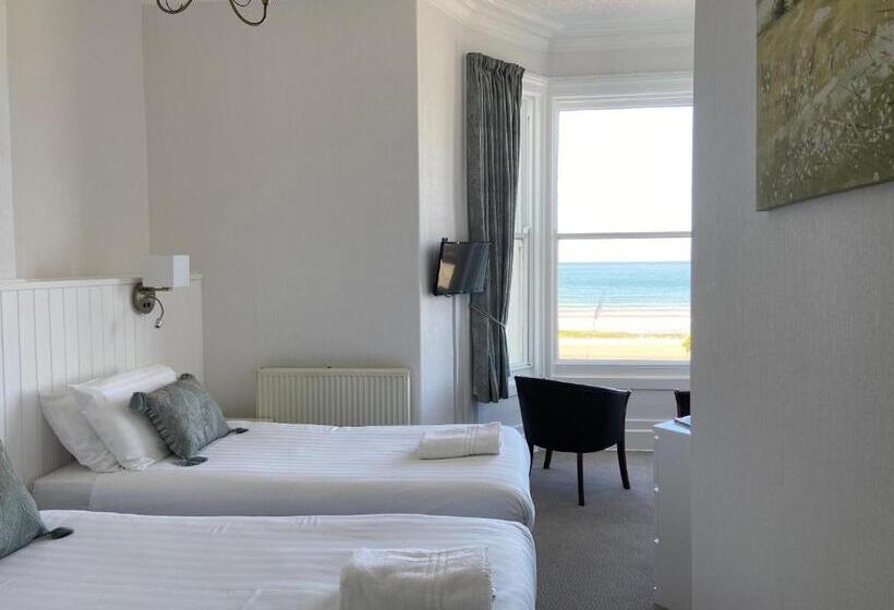 חדר סטנדרט נוף לים, The Shelbourne   Exclusivley For Adults