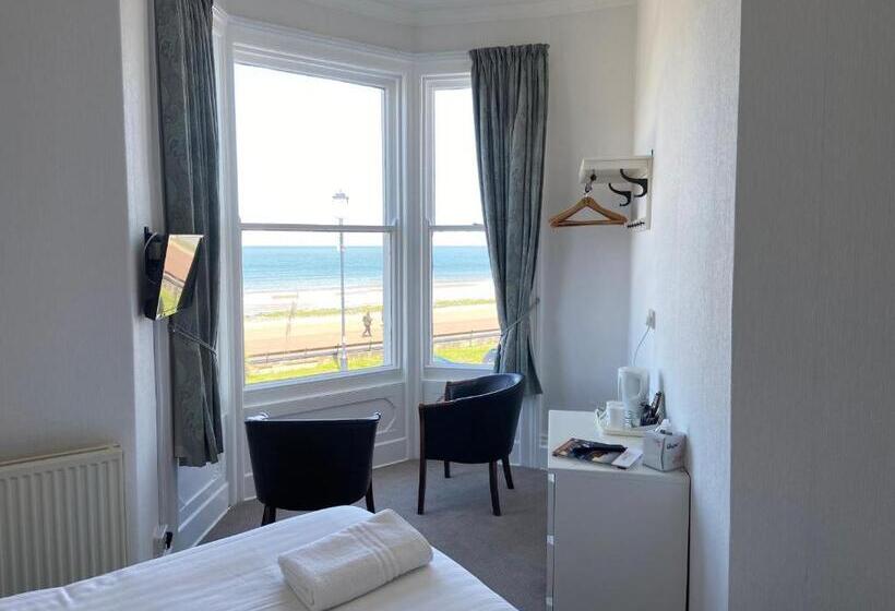 Номер Стандарт Вид на Море, The Shelbourne   Exclusivley For Adults