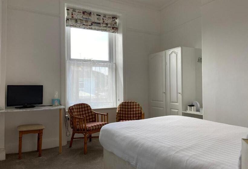 Номер Стандарт, The Shelbourne   Exclusivley For Adults