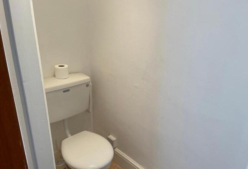 Номер Стандарт, The Shelbourne   Exclusivley For Adults