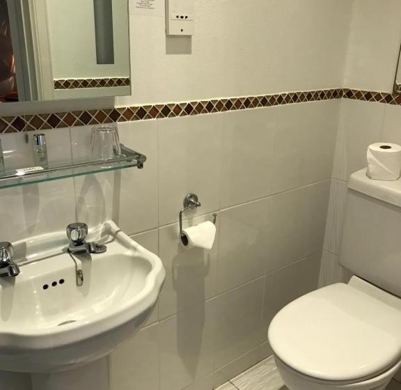 标准间, West End Guest House