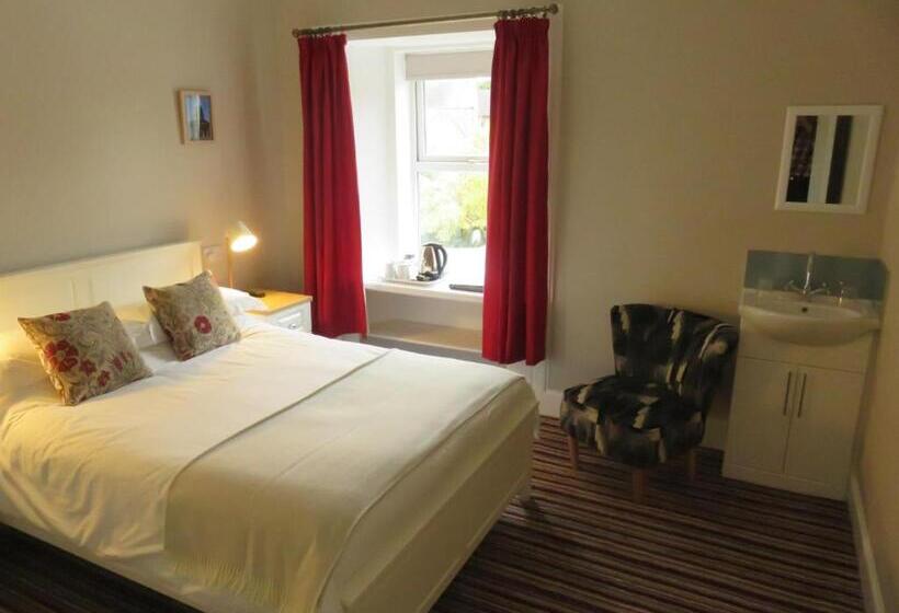 标准间, West End Guest House