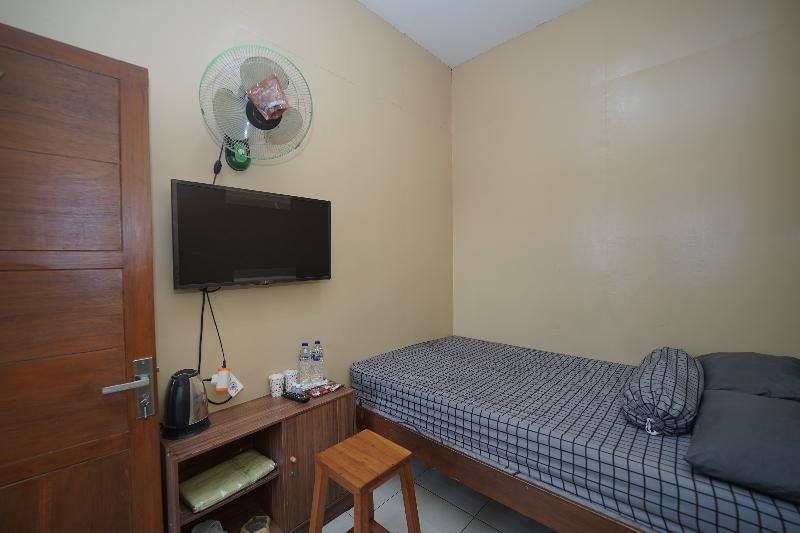 标准间, West End Guest House