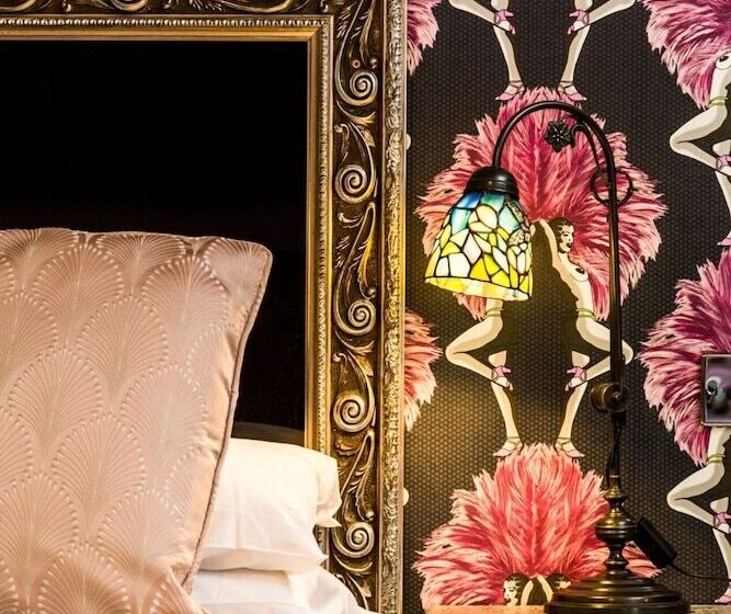 Номер Deluxe, Orestone Manor