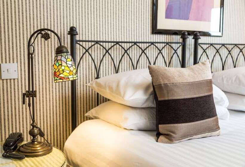 Номер Superior, Orestone Manor