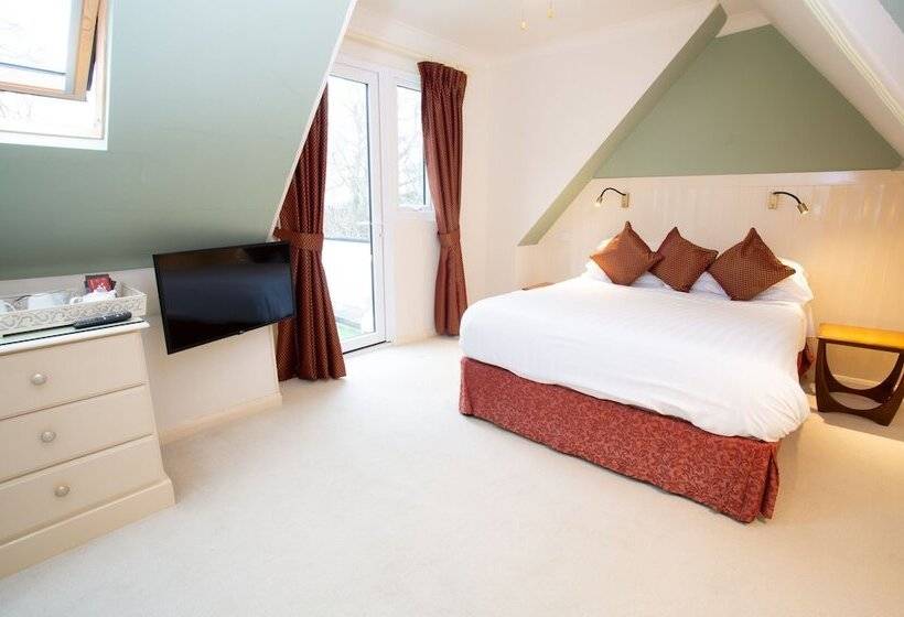 高级大房间, Orestone Manor