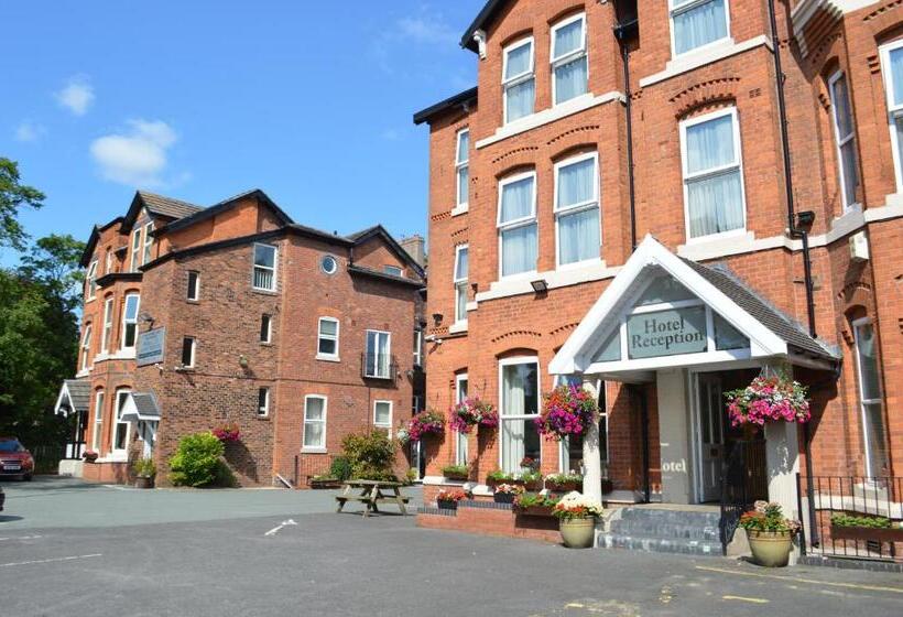 חדר סטנדרט לשלושה, The Westlynne Hotel & Apartments