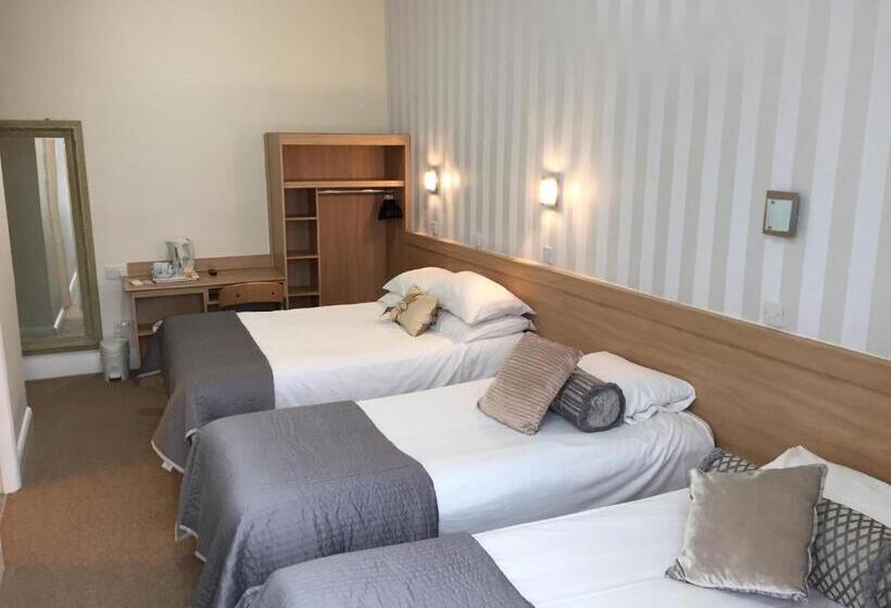 חדר סטנדרט לשלושה, The Westlynne Hotel & Apartments