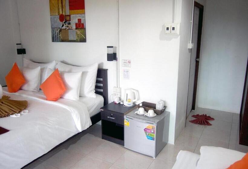 豪华洋房, Chareena Garden