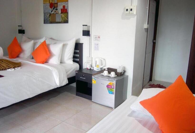 豪华洋房, Chareena Garden