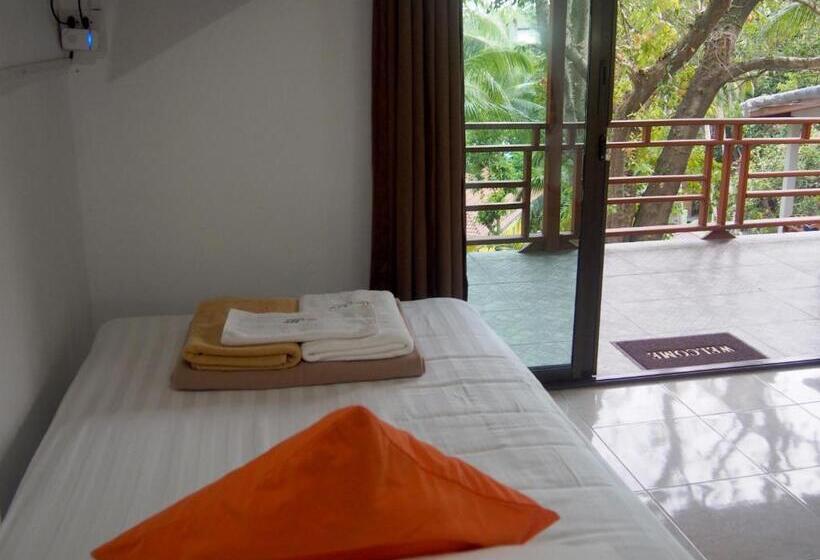 豪华洋房, Chareena Garden