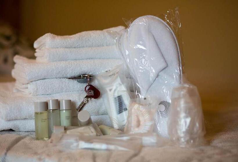 חדר סטנדרט לשלושה, Bq House Castello Luxury Rooms