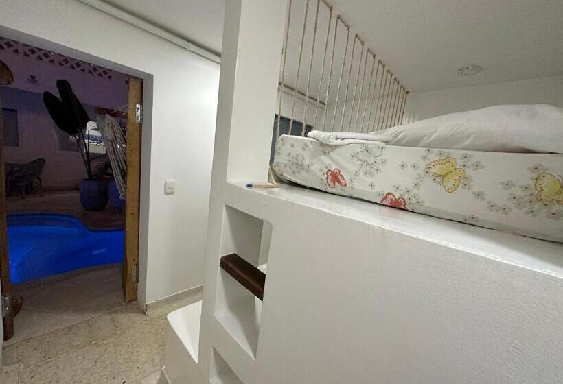 חדר סופריור, El Faro Hostel