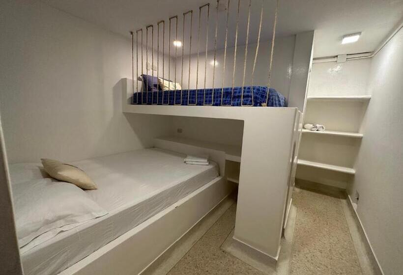 חדר סופריור, El Faro Hostel