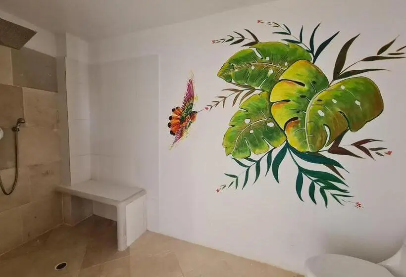 スーペリアの4人部屋, El Faro Hostel
