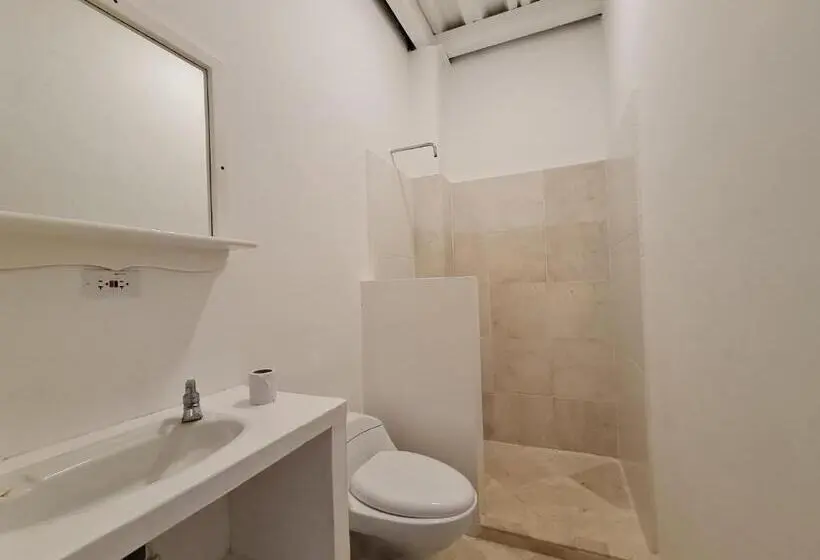スーペリアの4人部屋, El Faro Hostel