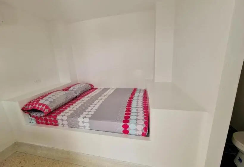 スーペリアシングルルーム, El Faro Hostel
