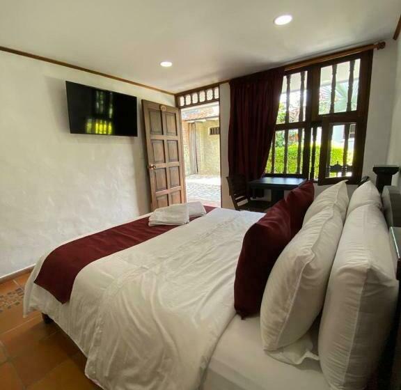 Номер Стандарт Вид на Сад, Casona Del Virrey