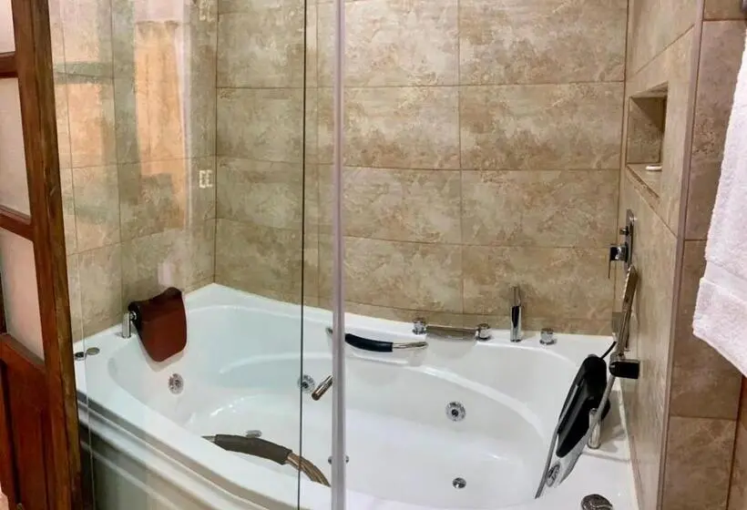 プールビュースイート, Casona Del Virrey