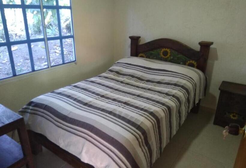 Дом 2 Спальни, Hostal Fisterra