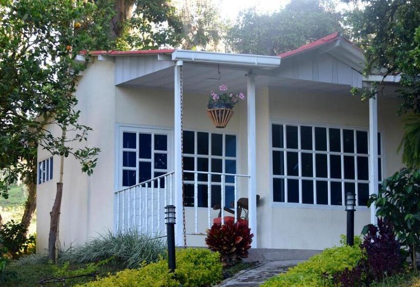 Дом 2 Спальни, Hostal Fisterra