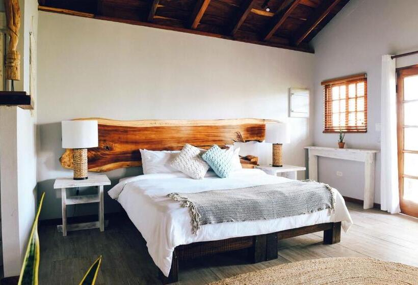 수피리어 트리플 룸, Sansara Surf Yoga & Resort