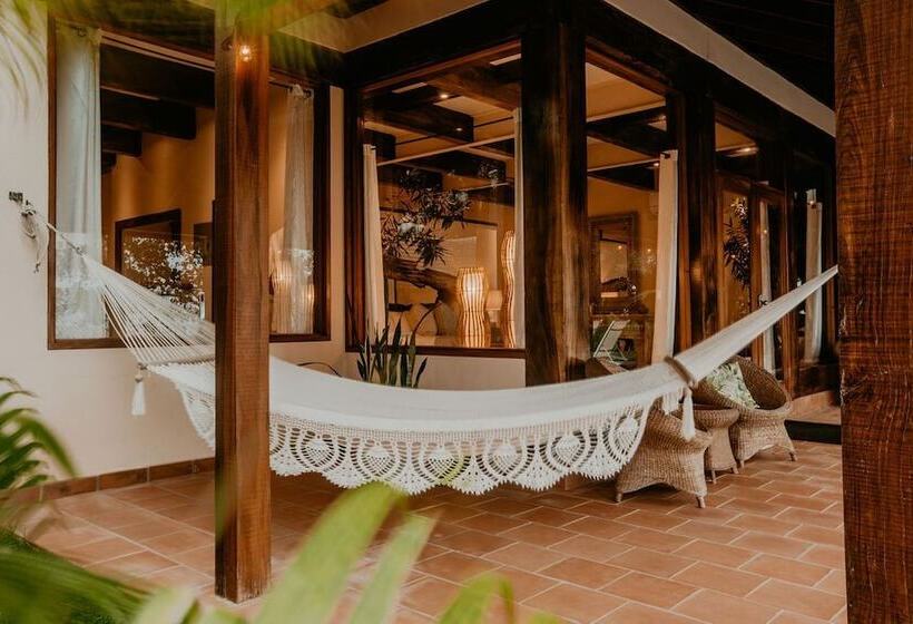 Дом 1 Спальня, Sansara Surf Yoga & Resort