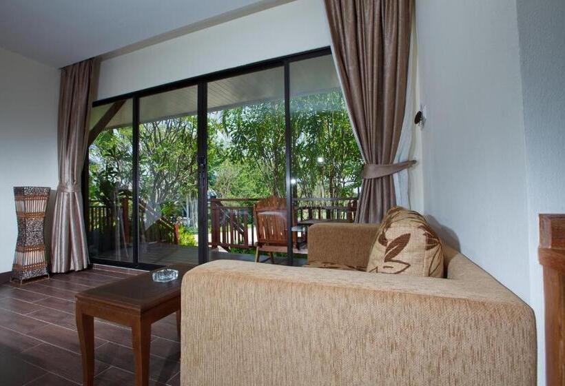 디럭스 룸, Chawalun Resort