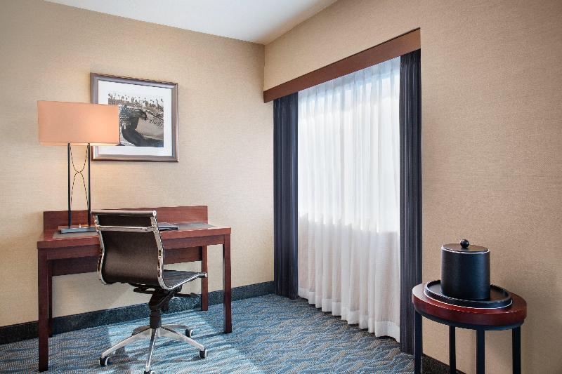 Стандартный Номер Кровать Кинг, Holiday Inn Express & Suites   Houston Iah   Beltway 8, An Ihg
