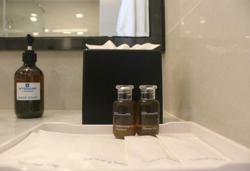 اتاق سوپریور, Wyndham La Vita Rawai Phuket