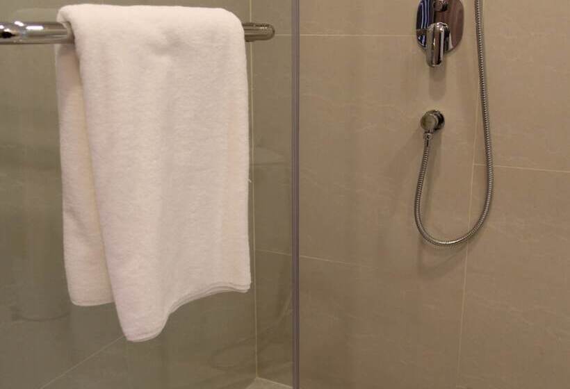 اتاق سوپریور, Wyndham La Vita Rawai Phuket