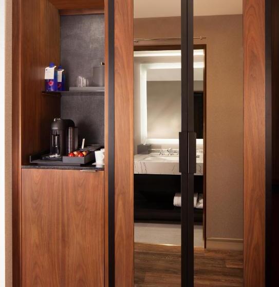 Engelliler için Büyük Çift Kişilik Yataklı Standart Oda, Grand Hyatt Nashville