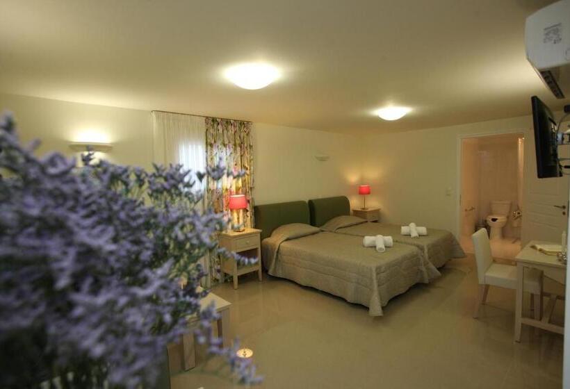 إستوديو قياسى, Armonia Resort