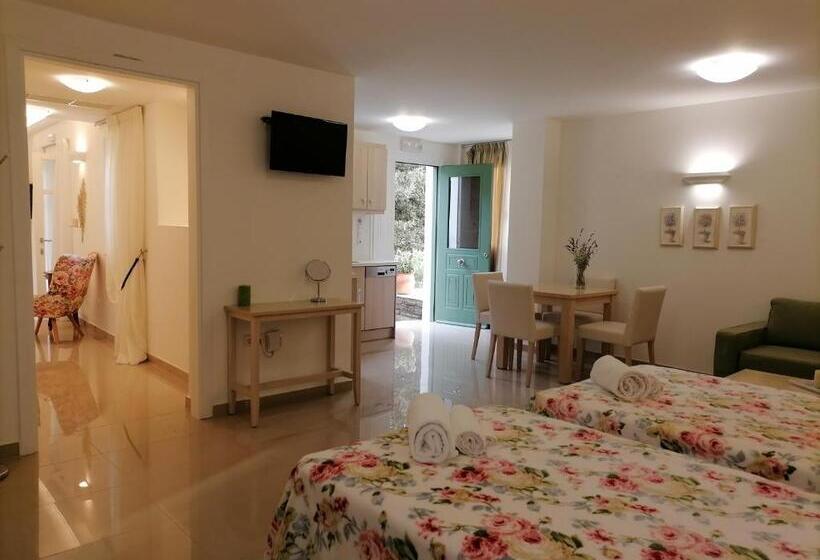 جناح ديلوكس سرير كينج, Armonia Resort