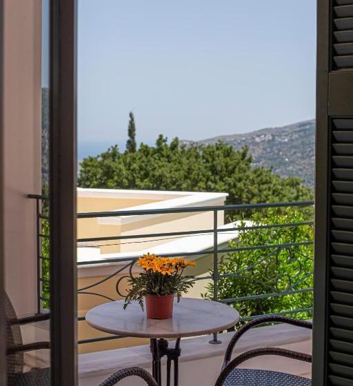 غرفة ديلوكس مطلّة علي البحر مزوَّدة بشُرفة, Armonia Resort