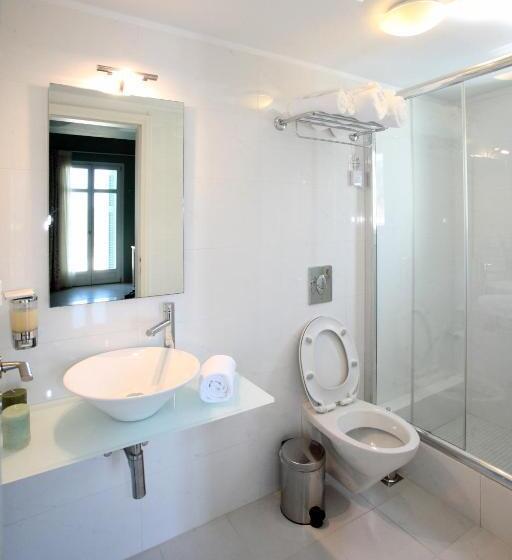 غرفة ديلوكس مطلّة علي البحر, Armonia Resort