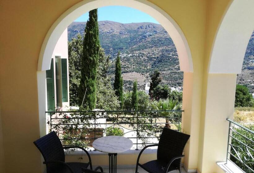 غرفة قياسية مطلة على الجبل, Armonia Resort