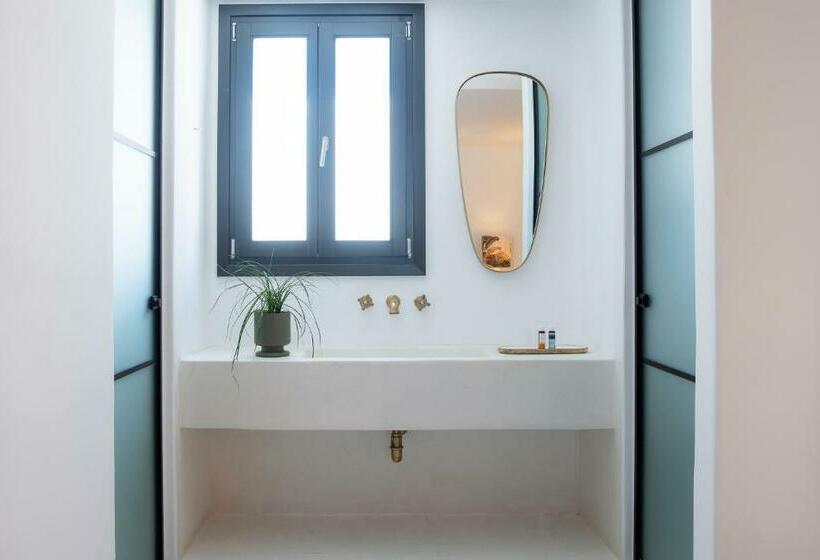 套房, Koukoumi Vegan Boutique