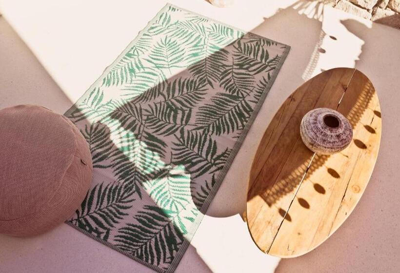 套房, Koukoumi Vegan Boutique