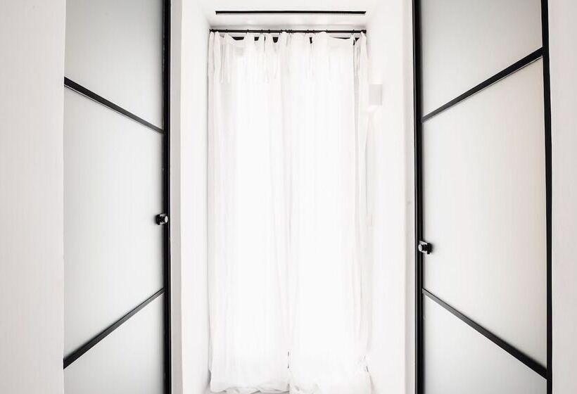 高级套房, Koukoumi Vegan Boutique