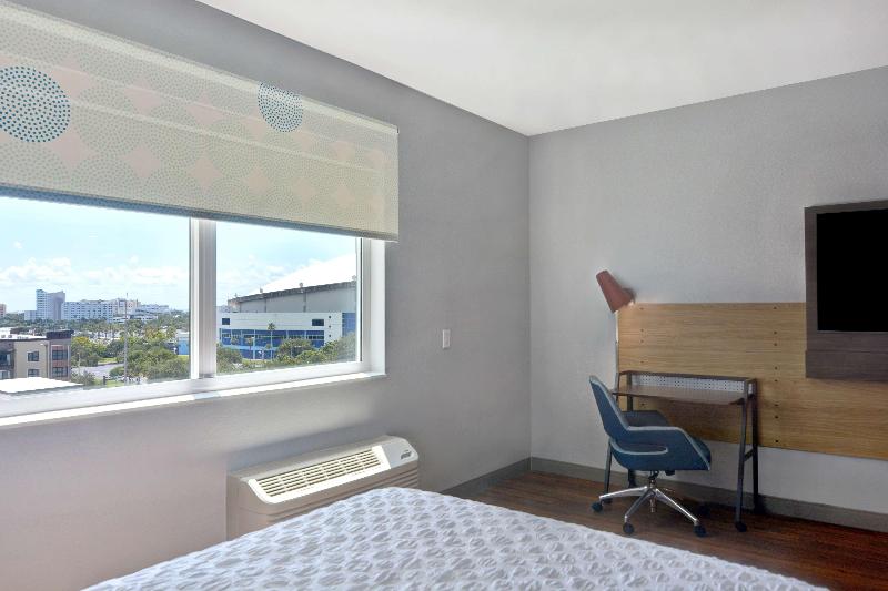 غرفة قياسية سرير كينج, Tru By Hilton St. Petersburg Downtown Central Ave, Fl