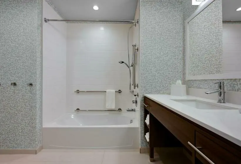 سوئیت برای معلولان, Home2 Suites By Hilton Temple Medical Center