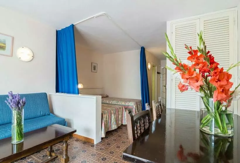 استودیوی استاندارد, Apartamentos Complejo Eurhostal