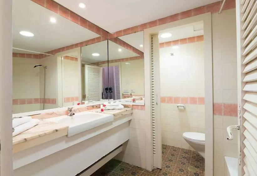 استودیوی استاندارد, Apartamentos Complejo Eurhostal