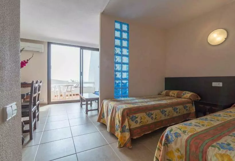 استودیوی سوپریور, Apartamentos Complejo Eurhostal