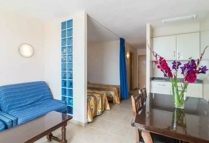 استودیوی سوپریور, Apartamentos Complejo Eurhostal