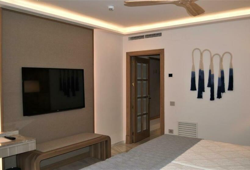 Полулюкс с Бассейном, Hipotels Barrosa Palace & Spa
