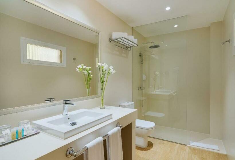 스탠다드 룸 풀장 전망, Arena Suite