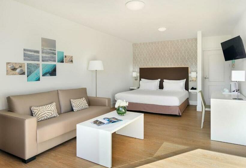 스탠다드 룸 풀장 전망, Arena Suite